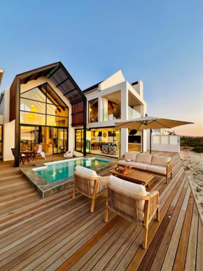 Thalassophile Beach House
